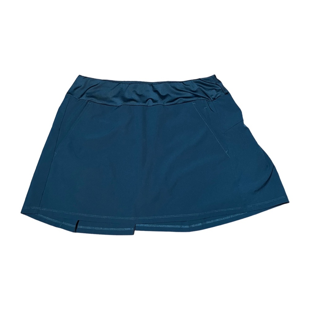 Tee Time tennis golf skirt Turquoise blue size medium build in shorts skorts